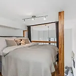 Apartment Cozy - New Kitchen - Center By The Royal Palace