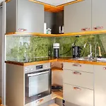 Cozy - New Kitchen - Center By The Royal Palace
